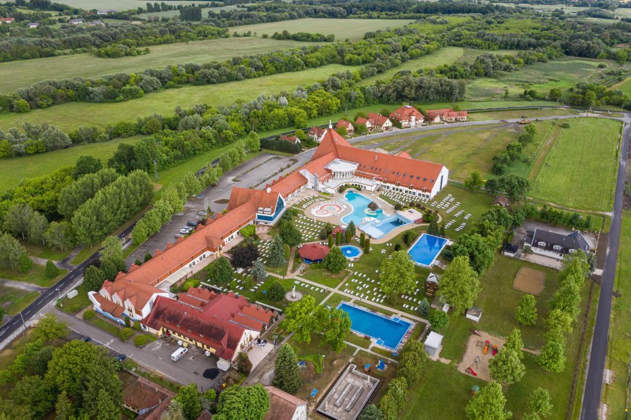 Kehida Termal Resort & Spa Kehidakustány Exteriör bild