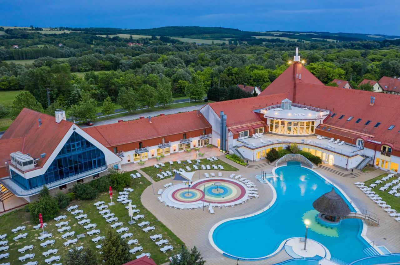 Kehida Termal Resort & Spa Kehidakustány Exteriör bild